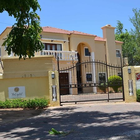بيت ضيافة ذا كابيتال غابورون المظهر الخارجي الصورة